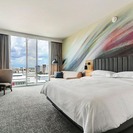 Hilton University Of Houston Bagian luar foto