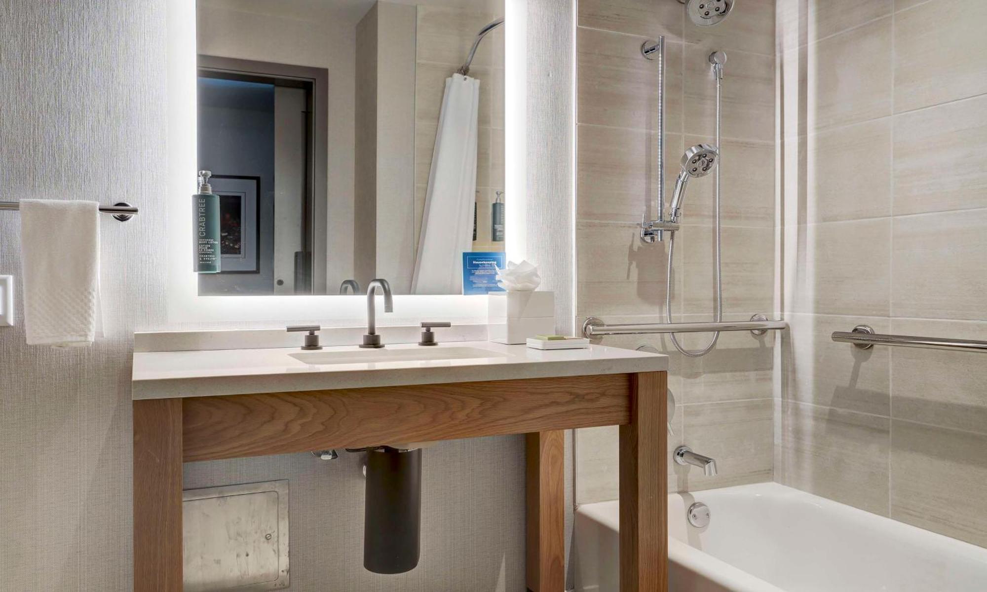 Hilton University Of Houston Bagian luar foto