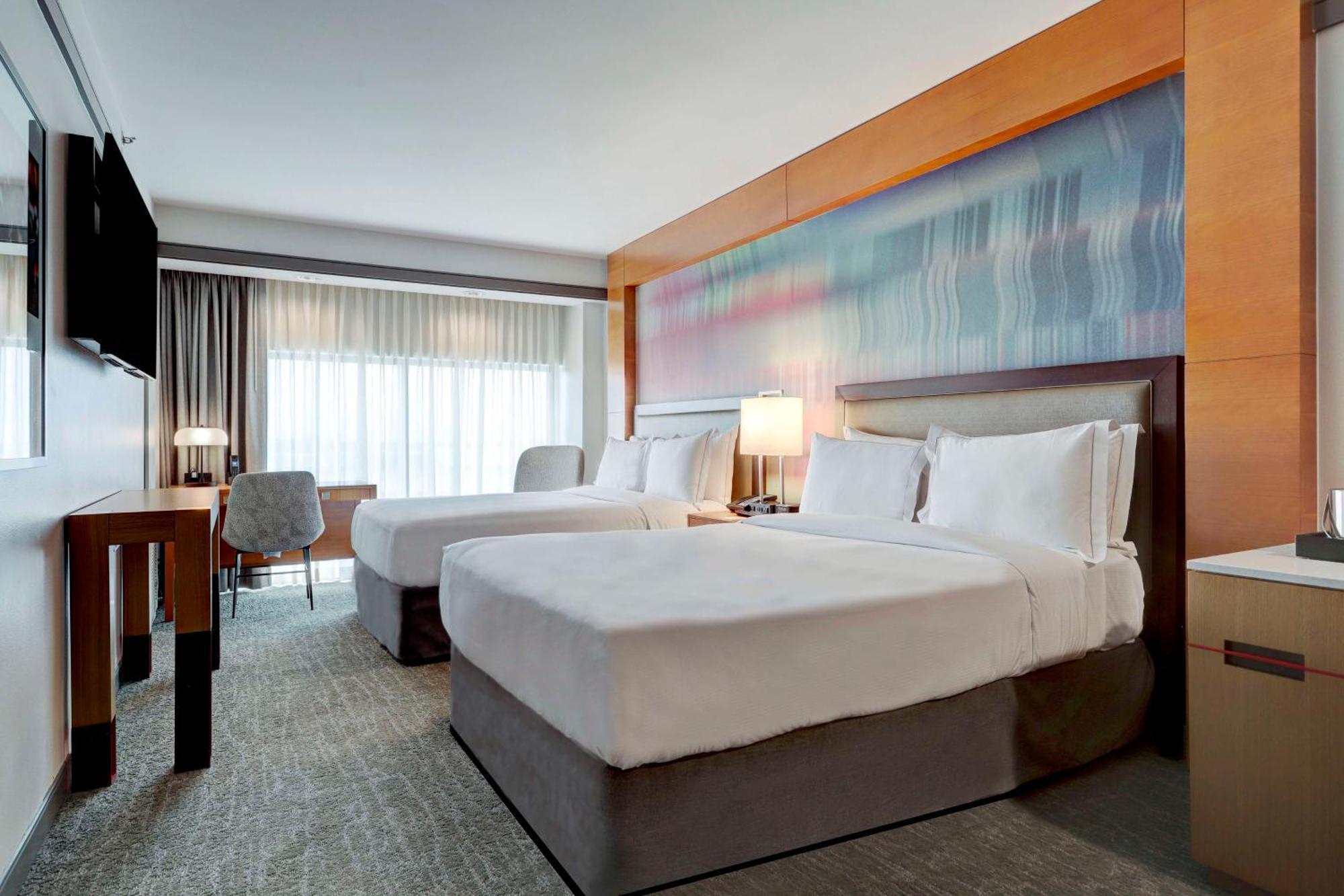 Hilton University Of Houston Bagian luar foto